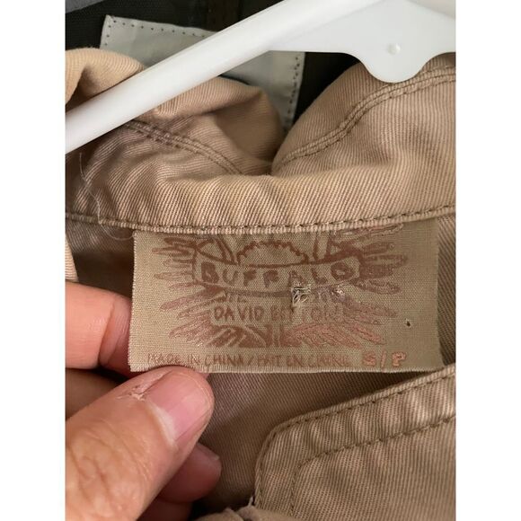 Buffalo by David Brenton tan/ camel color 3/4 length sleeve cotton button down p - Picture 3 of 5